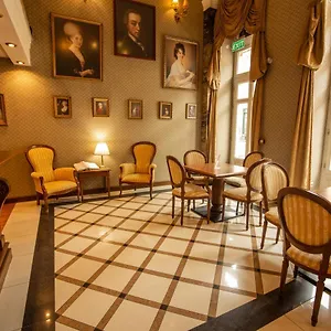 Mozart 4*, Szeged Magyarország