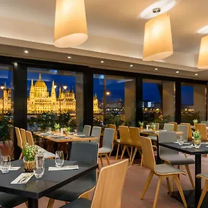 מלון Novotel Danube
